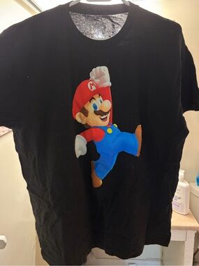 Nintendo Super Mario T-Shirt - XL